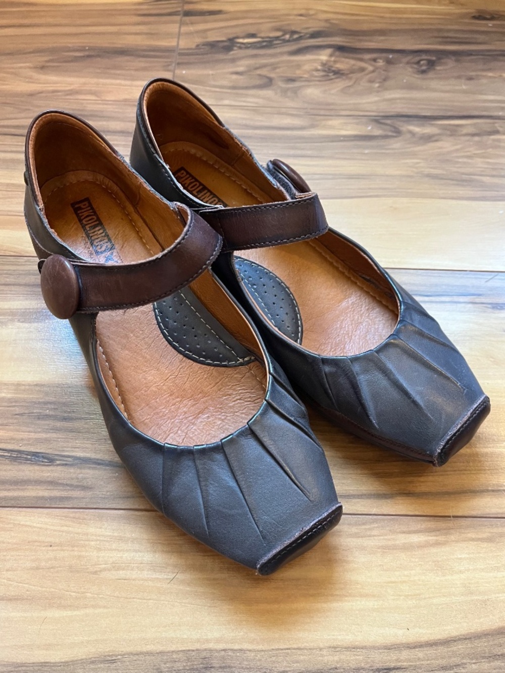 Pikolinos Gandia Mary Jane pumps (Size 38 or 7.5) - Picture 1 of 5